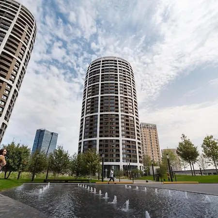 Cloud 9 Sky Park Elegance - Brand New With Stunning Views Apartmán *