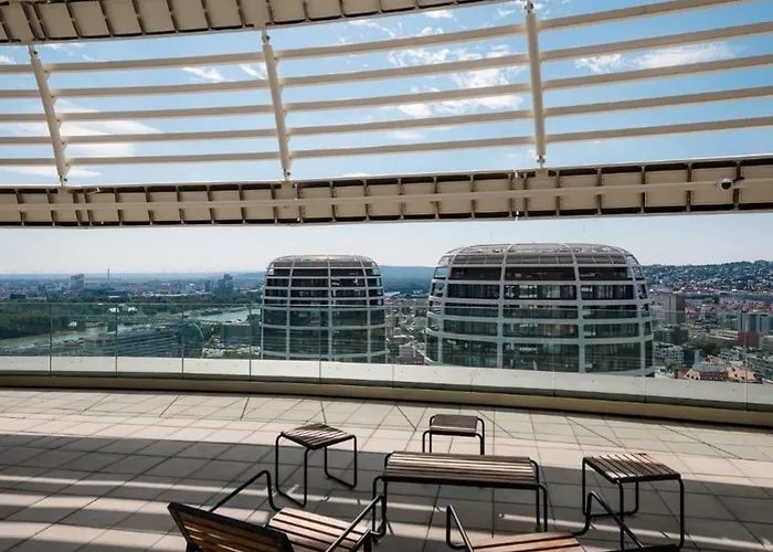 Apartamento Cloud 9 Sky Park Elegance - Brand New With Stunning Views Bratislava