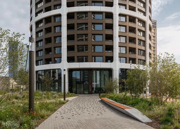 Cloud 9 Sky Park Elegance - Brand New With Stunning Views Bratislava