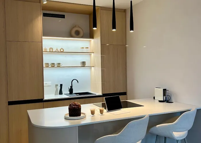 Cloud 9 Sky Park Elegance - Brand New With Stunning Views *