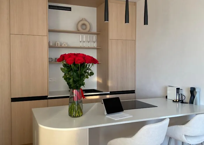 Cloud 9 Sky Park Elegance - Brand New With Stunning Views