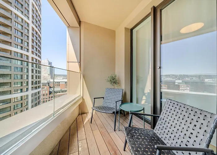 Cloud 9 Sky Park Elegance - Brand New With Stunning Views Appartement Bratislava