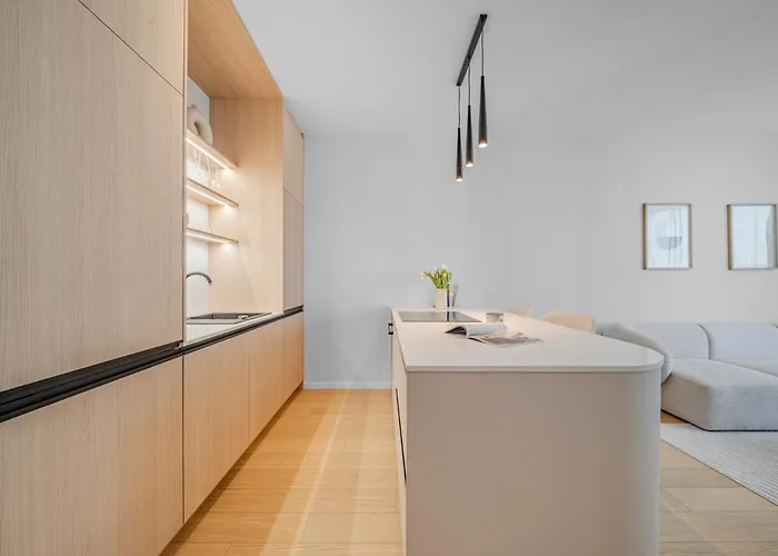 Apartment Cloud 9 Sky Park Elegance - Brand New With Stunning Views Bratislava